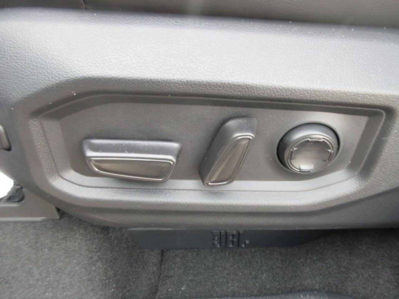 2024 Toyota Tundra Plantium  CrewMax Photo