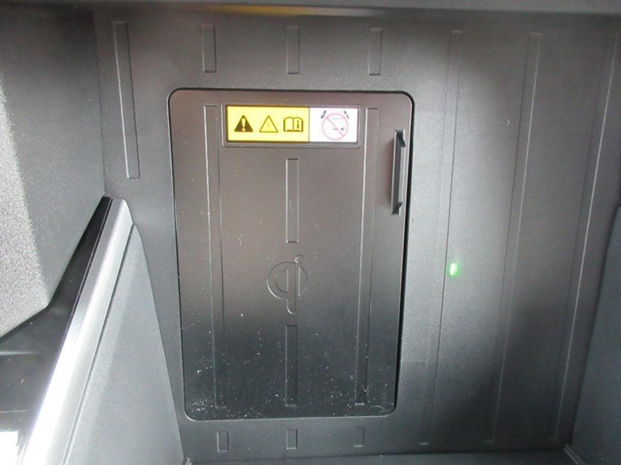 2024 Toyota Tundra Plantium  CrewMax Photo