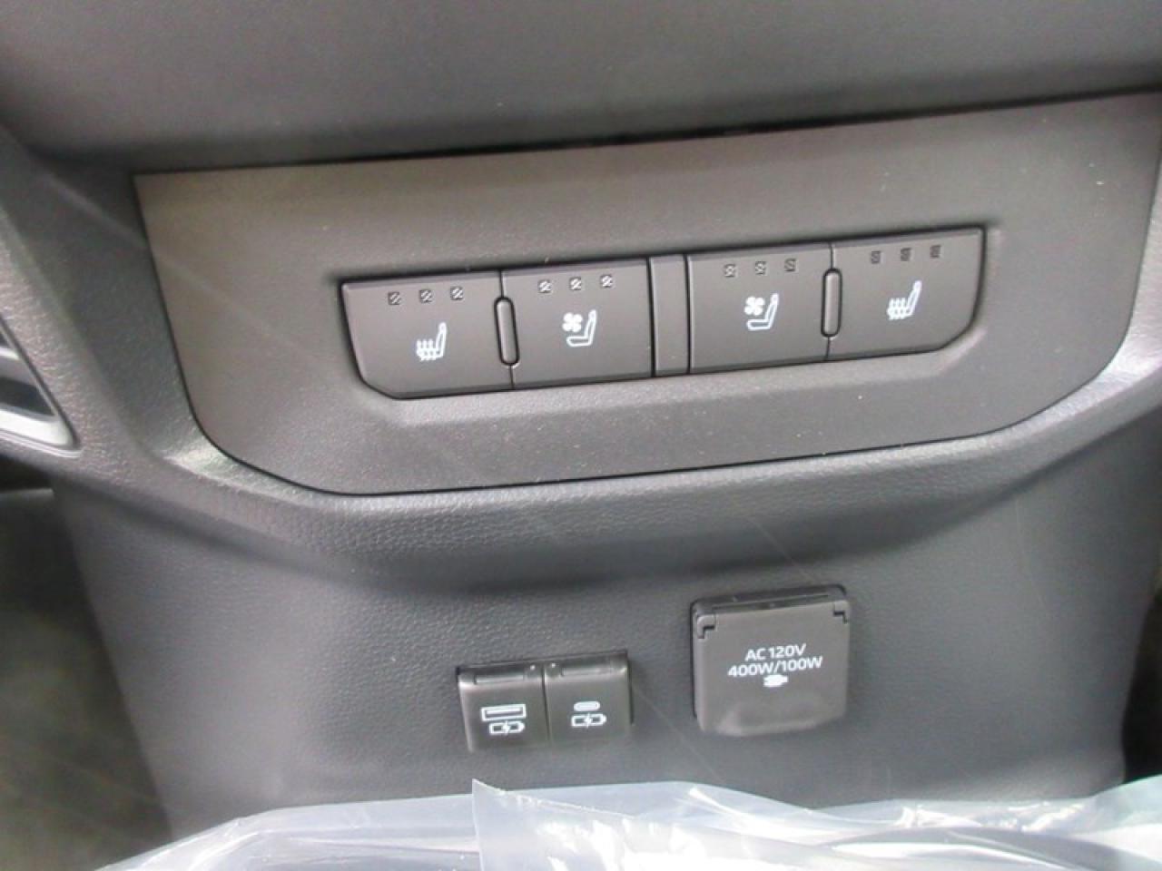 2024 Toyota Tundra Plantium  CrewMax Photo