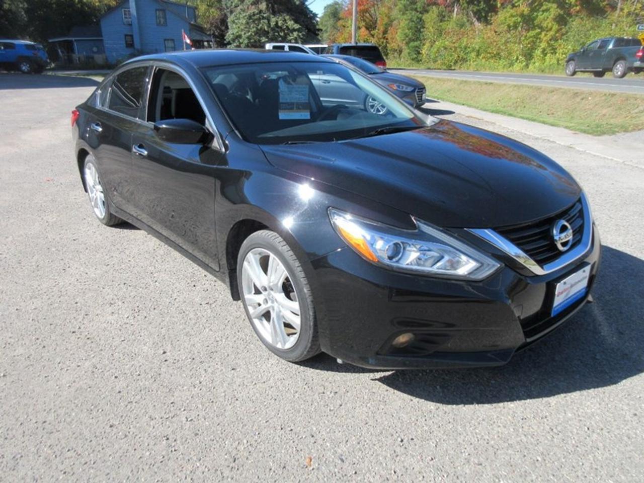 2017 Nissan Altima 2.5 Photo