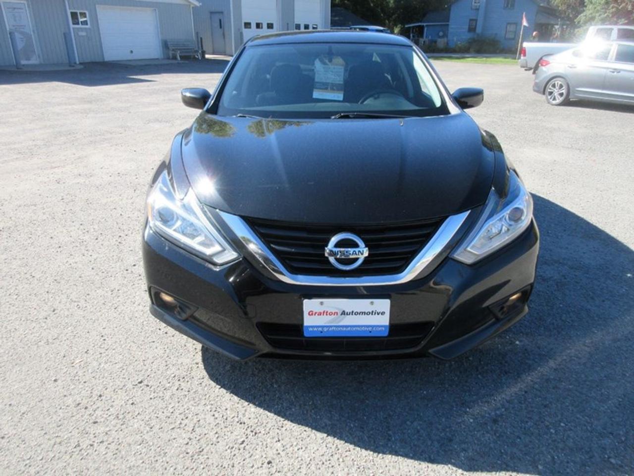 2017 Nissan Altima 2.5 Photo