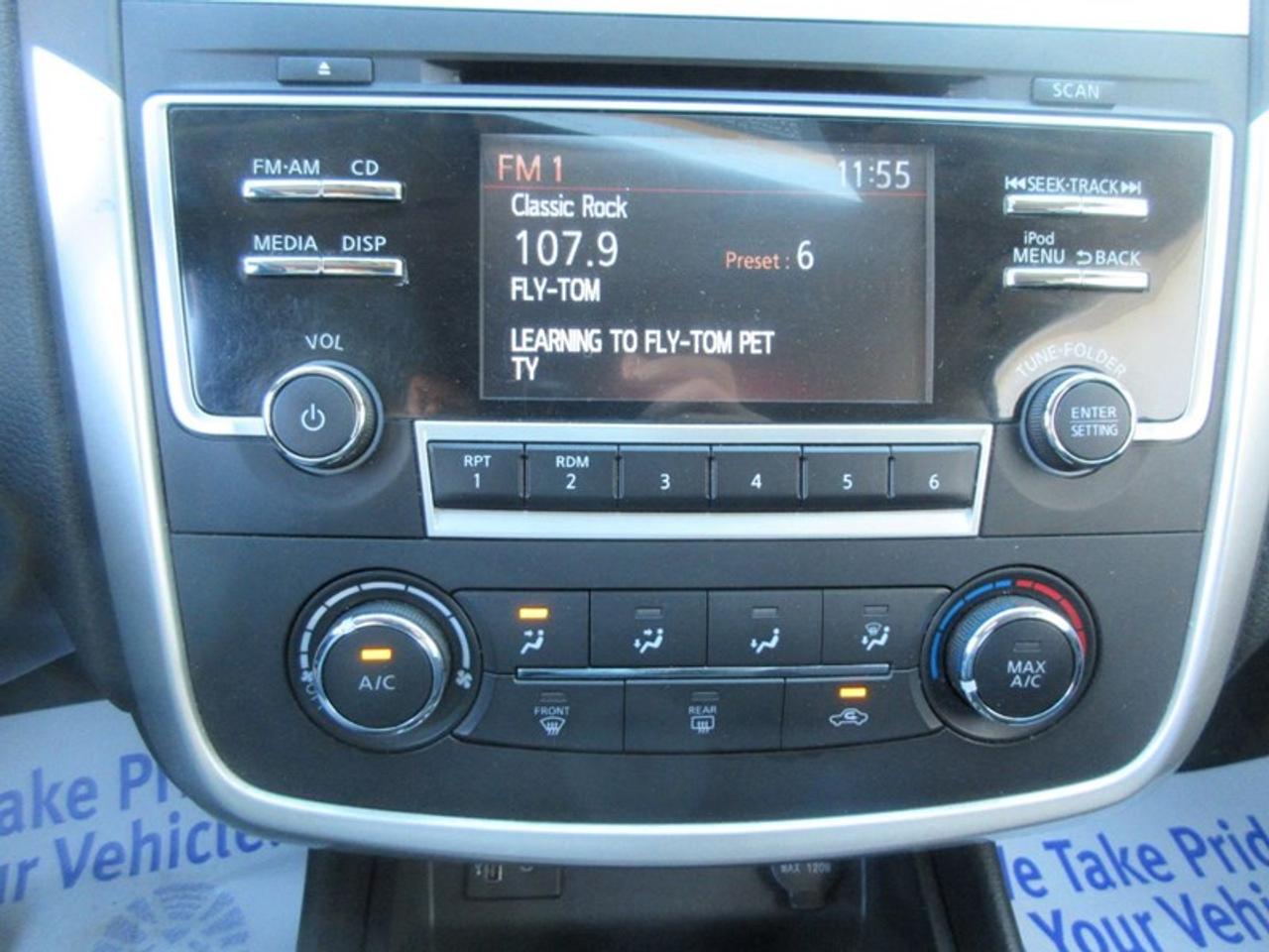 2017 Nissan Altima 2.5 Photo