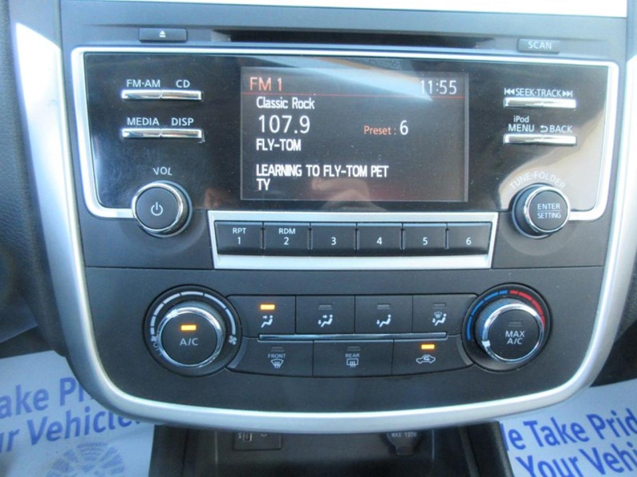 2017 Nissan Altima 2.5 Photo