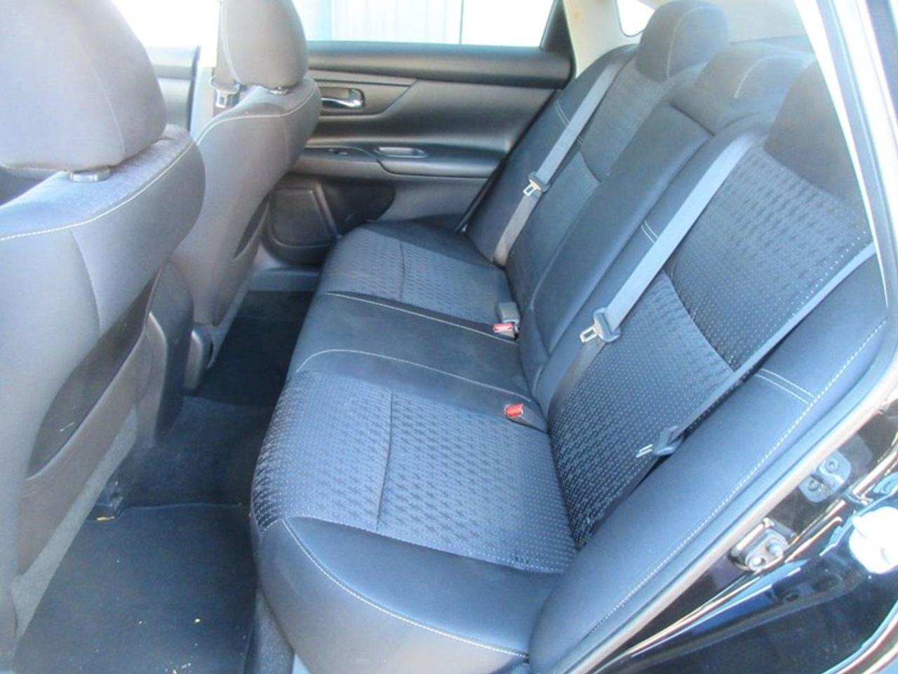 2017 Nissan Altima 2.5 Photo
