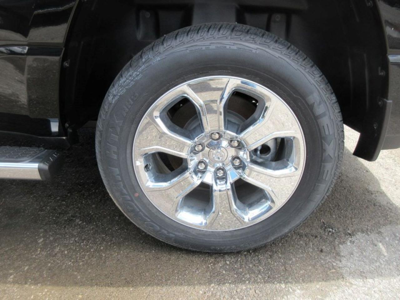 2022 RAM 1500 Crew Cab Big Horn 4X4 Photo