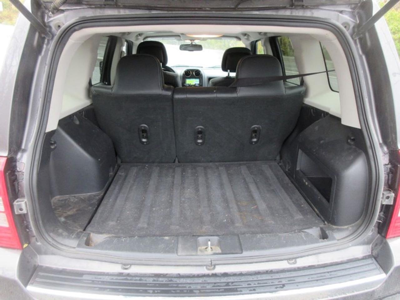 2017 Jeep Patriot HIGH ALTITUDE 4X4 Photo3
