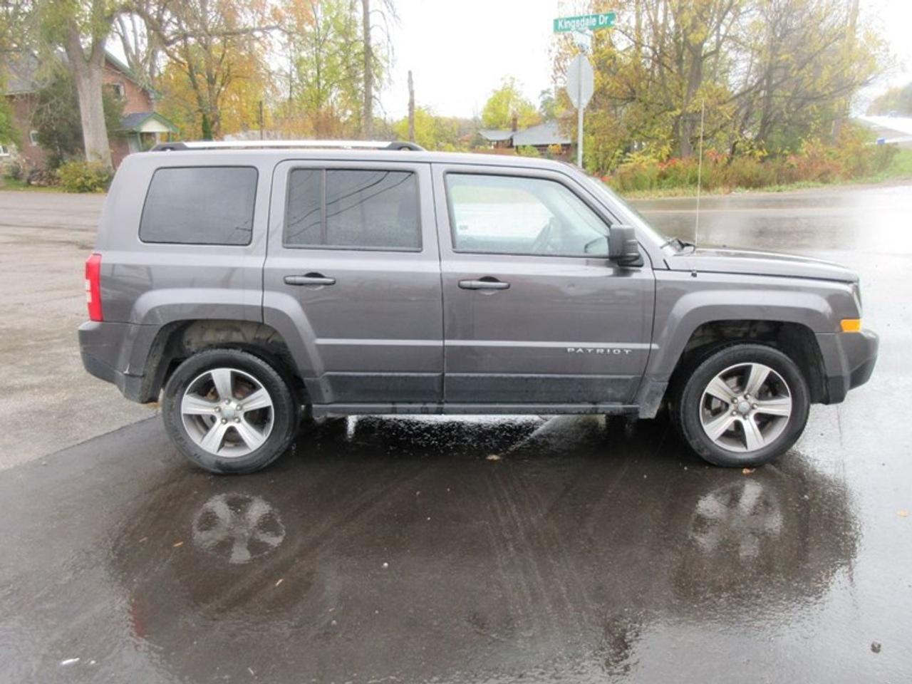 2017 Jeep Patriot HIGH ALTITUDE 4X4 Photo