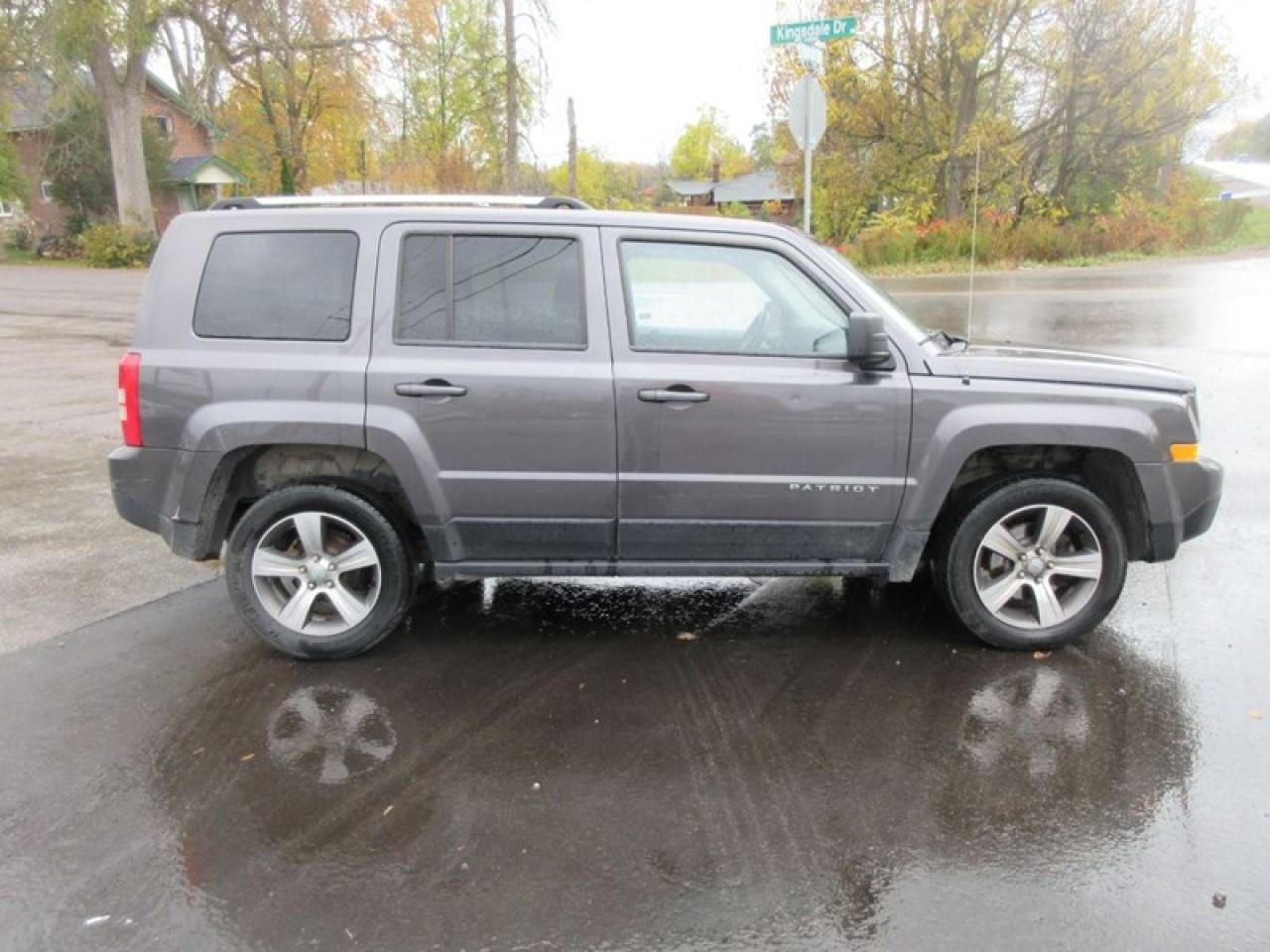 2017 Jeep Patriot HIGH ALTITUDE 4X4 Photo