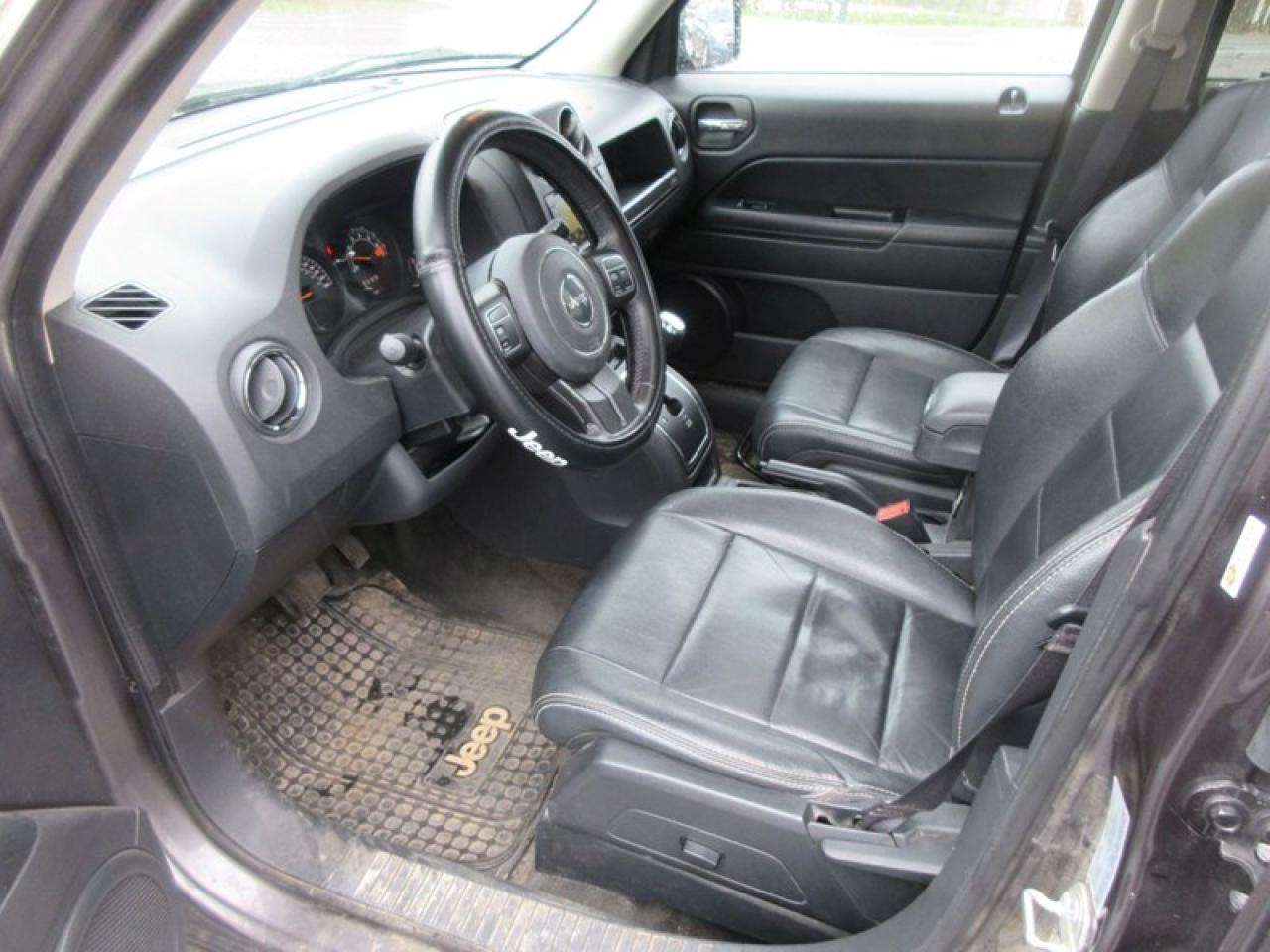 2017 Jeep Patriot HIGH ALTITUDE 4X4 Photo