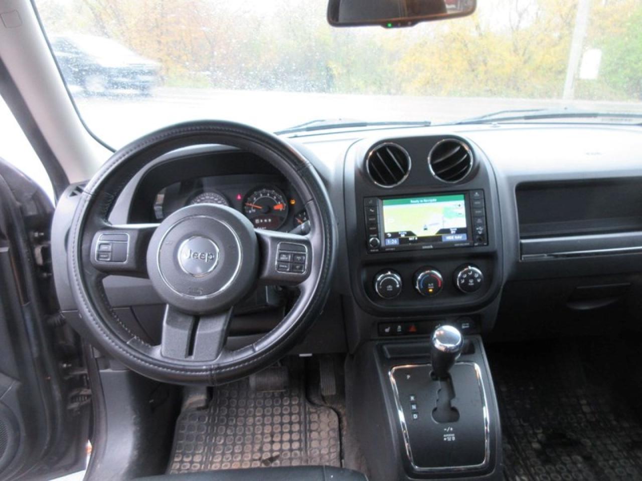 2017 Jeep Patriot HIGH ALTITUDE 4X4 Photo