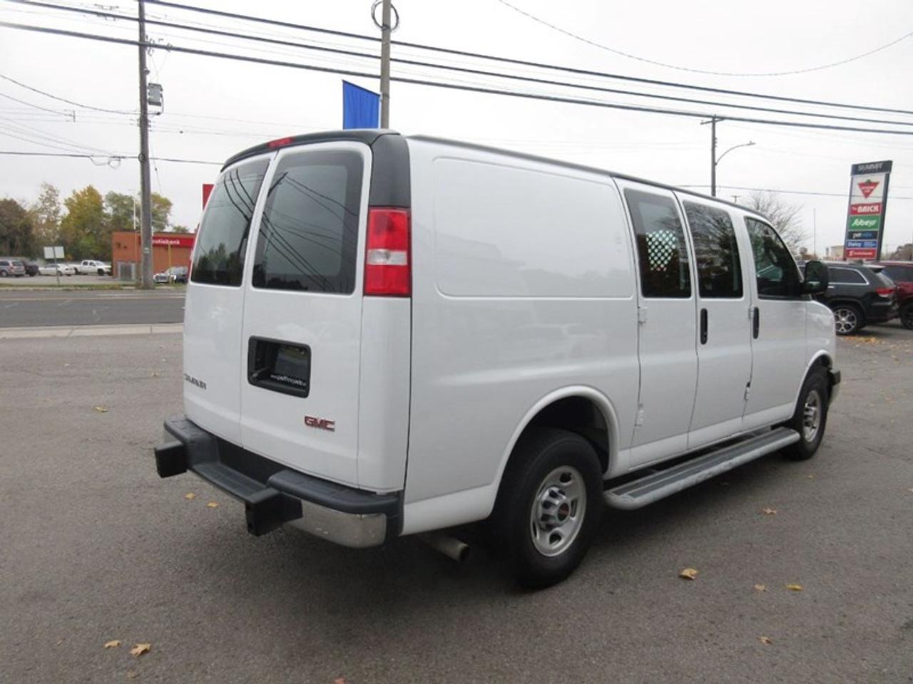 2020 GMC Savana G2500 Photo
