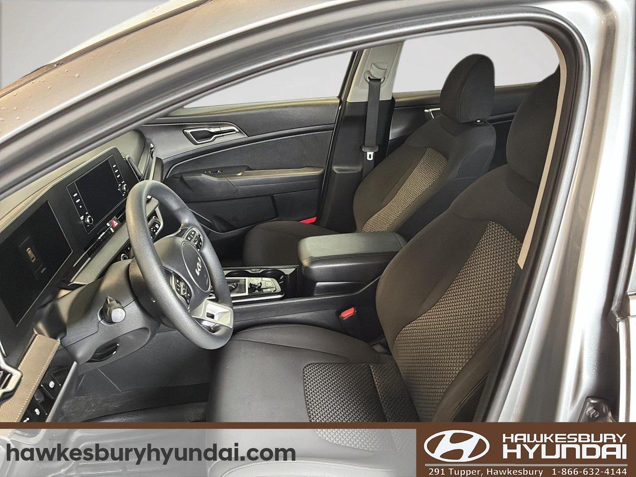 2023 Kia Sportage LX Photo