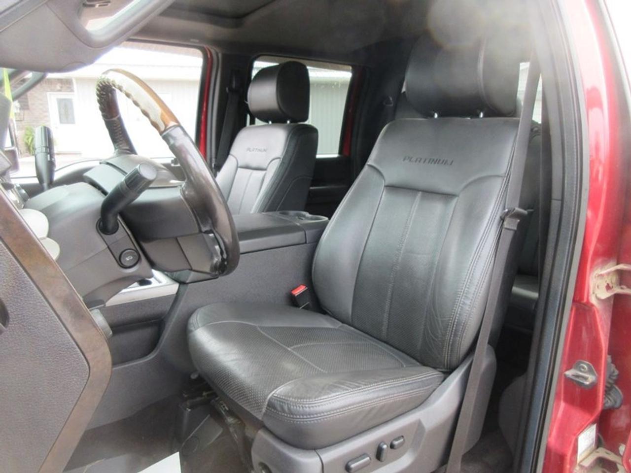 2016 Ford F-350 SD Platinum Long Box DRW Photo