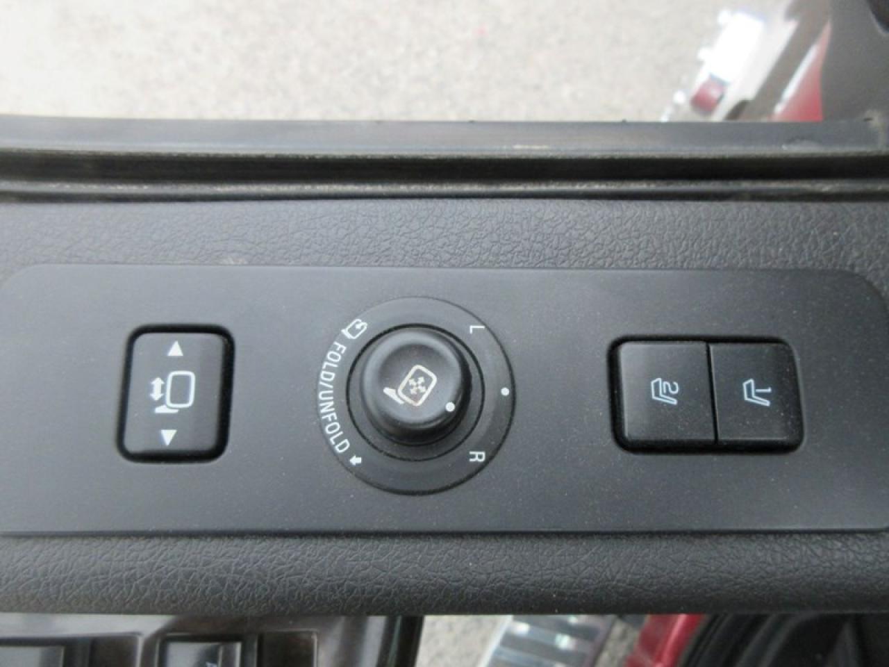 2016 Ford F-350 SD Platinum Long Box DRW Photo