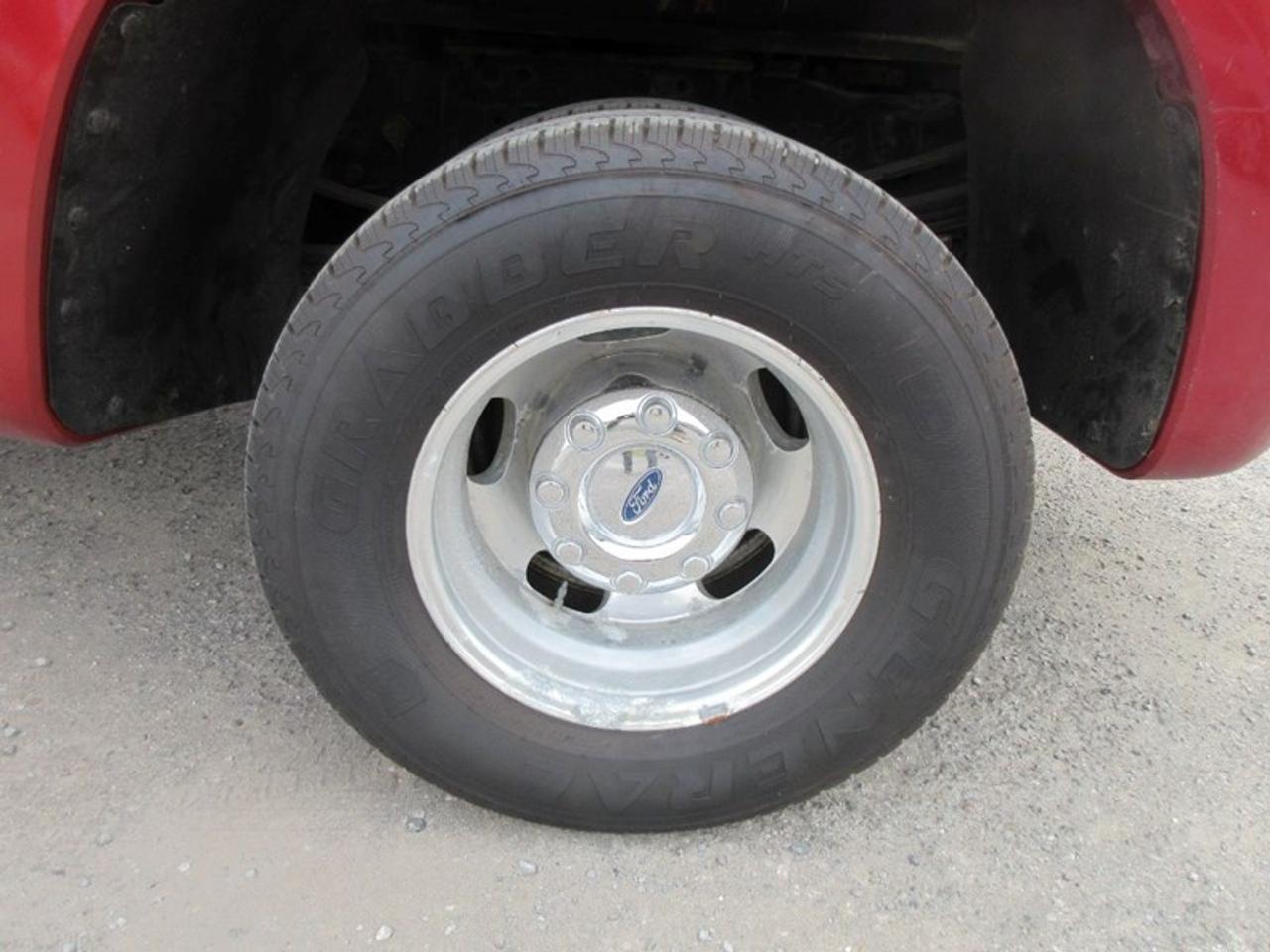 2016 Ford F-350 SD Platinum Long Box DRW Photo