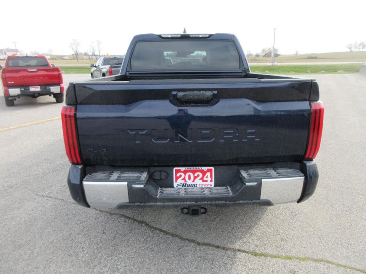 2024 Toyota Tundra SR Crew Max Photo