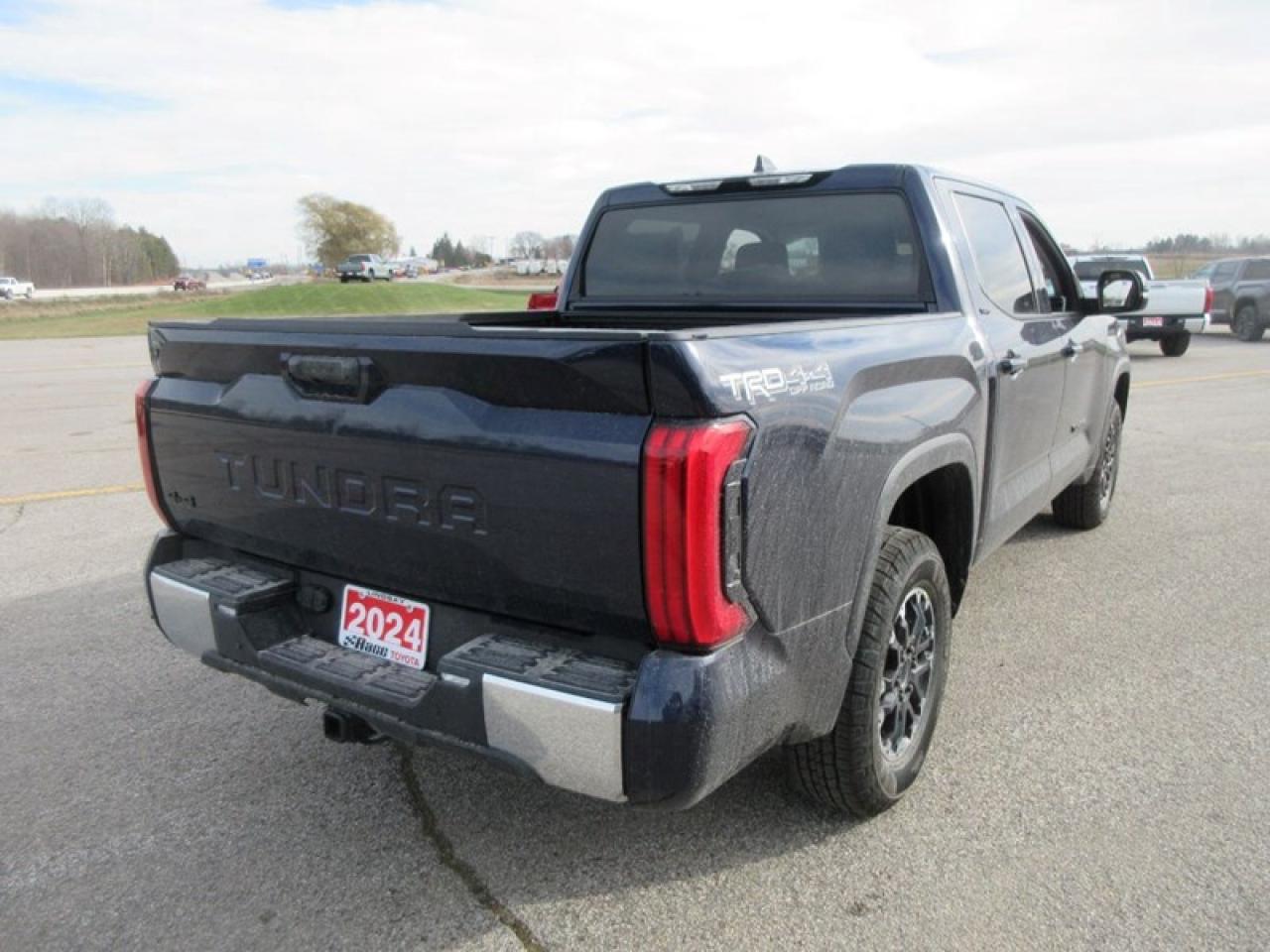 2024 Toyota Tundra SR Crew Max Photo