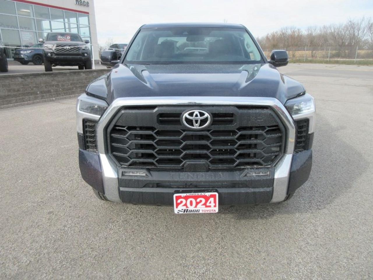 2024 Toyota Tundra SR Crew Max Photo