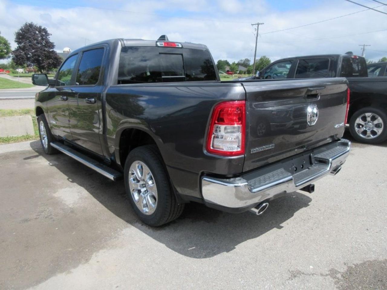 2022 RAM 1500 Crew Cab Big Horn 4X4 Photo