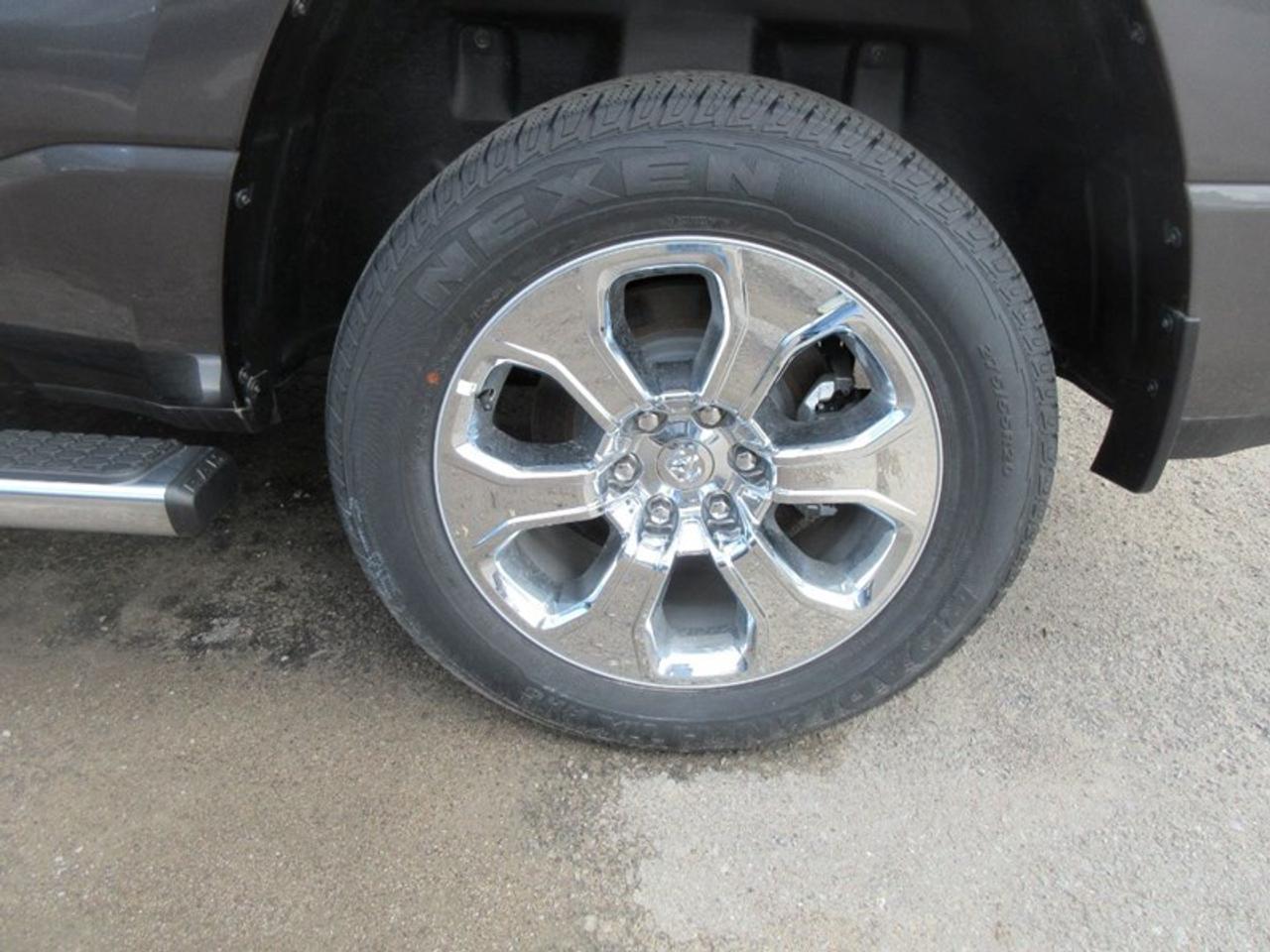 2022 RAM 1500 Crew Cab Big Horn 4X4 Photo