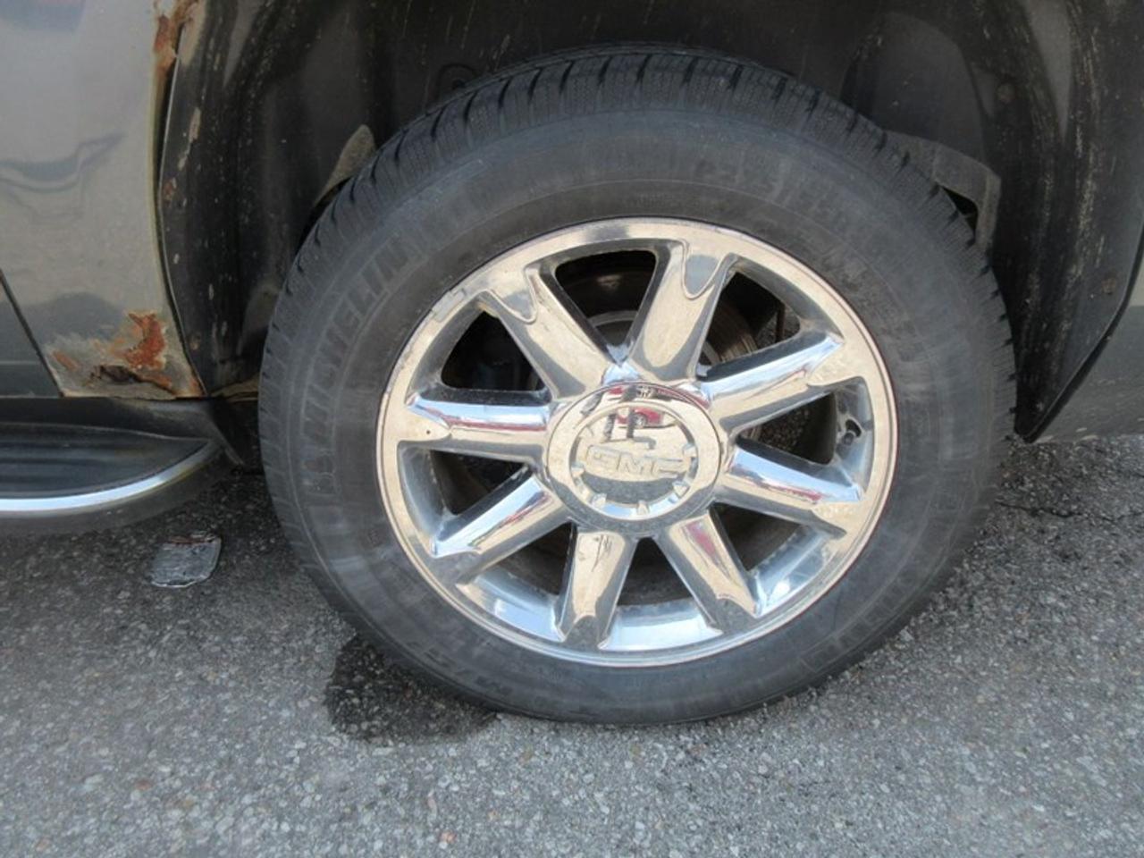 2007 GMC Yukon Denali XL Photo