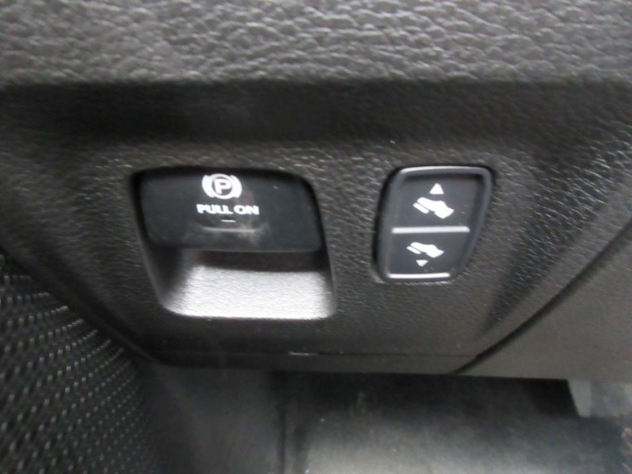 2022 RAM 1500 Big Horn Crew Cab Photo