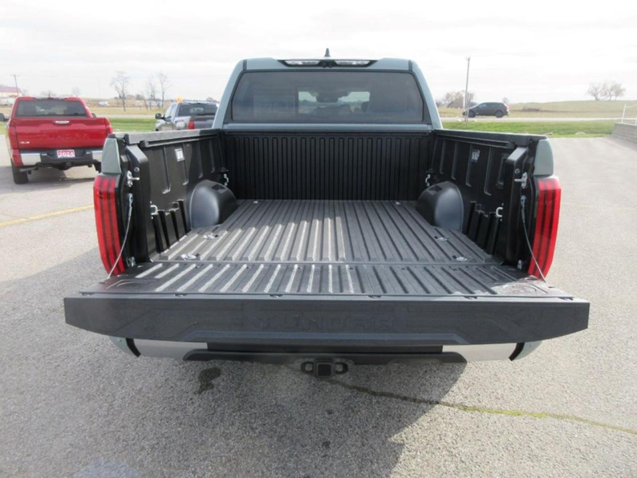 2024 Toyota Tundra Limited CREW MAX Photo