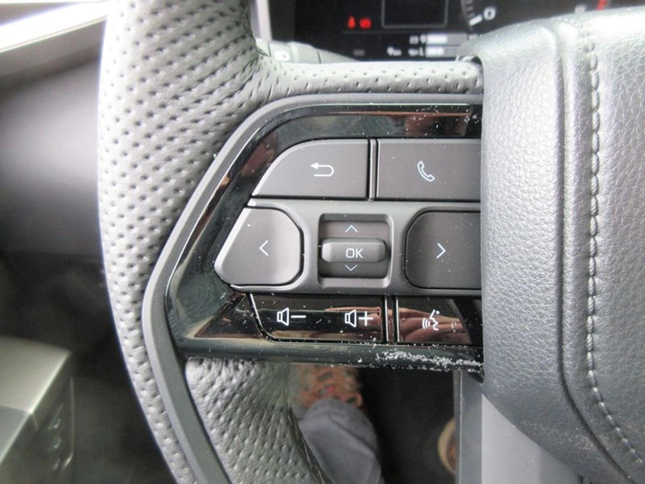 2024 Toyota Tundra Limited CREW MAX Photo