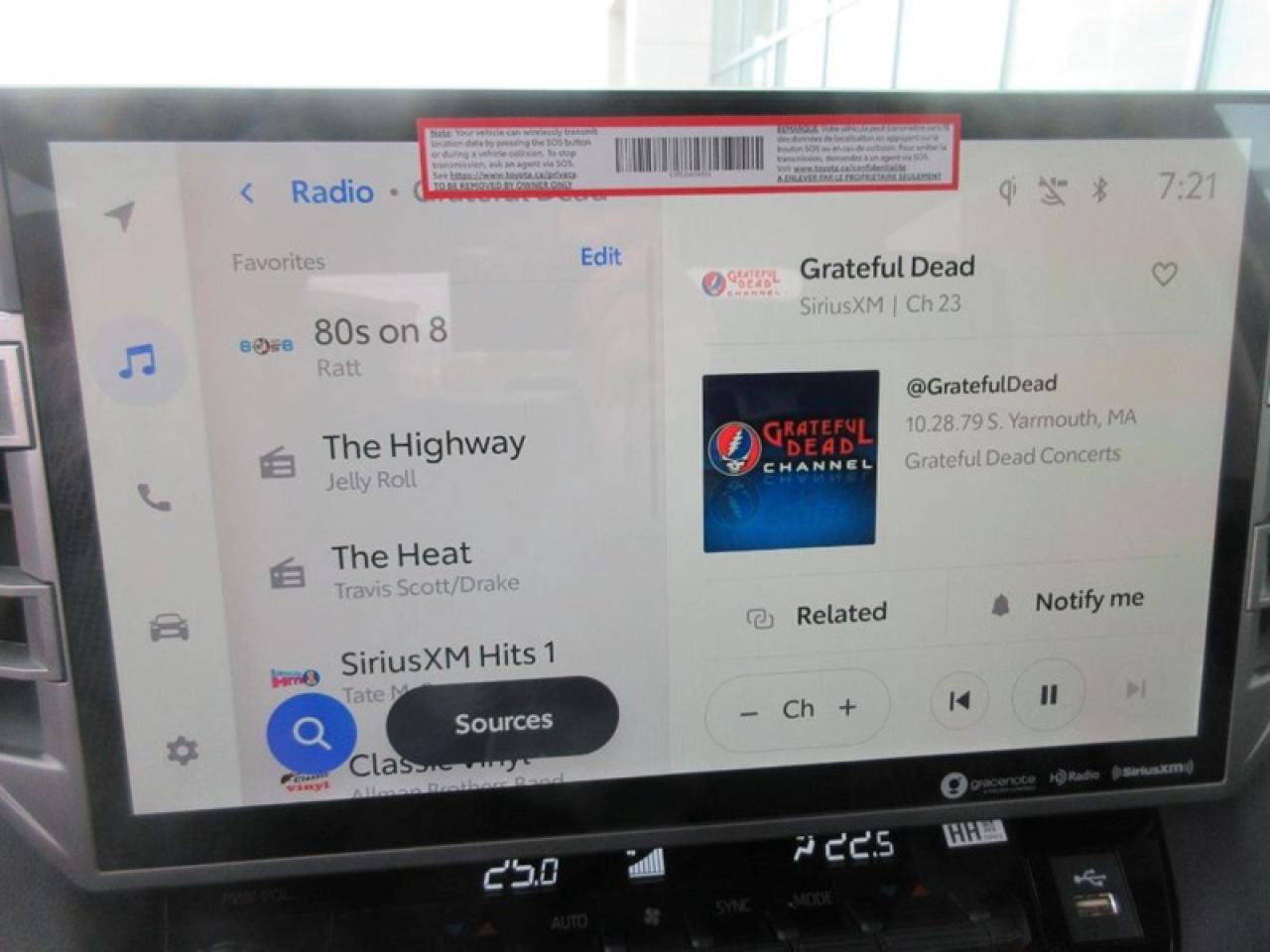 2024 Toyota Tundra Limited CREW MAX Photo