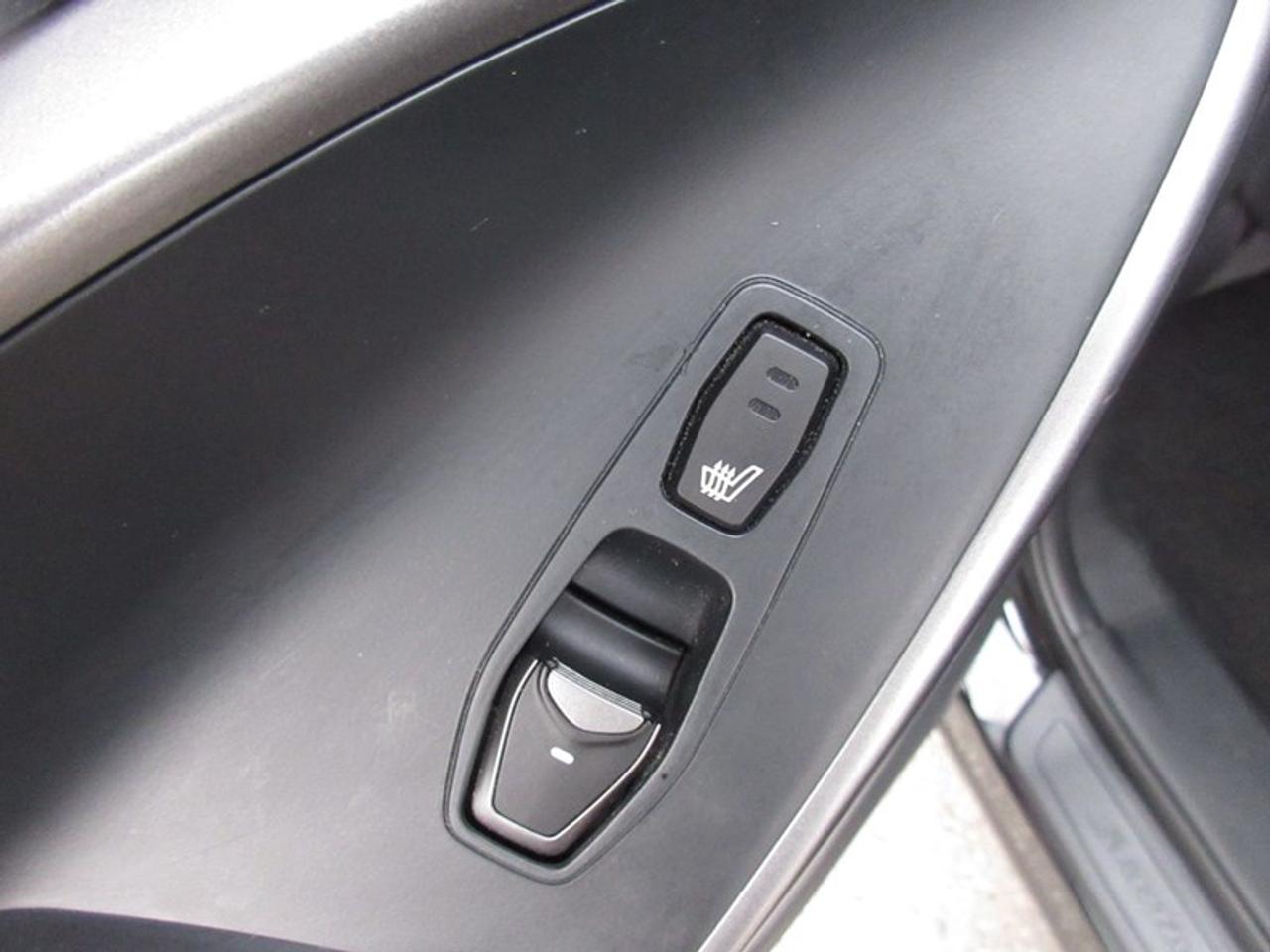 2018 Hyundai Santa Fe Sport 2.4 Photo