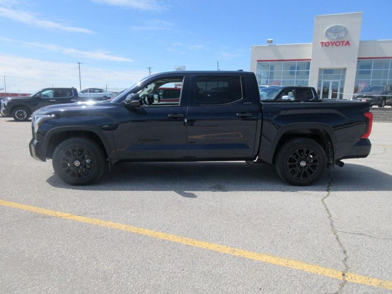 2024 Toyota Tundra Hybrid Limited Photo