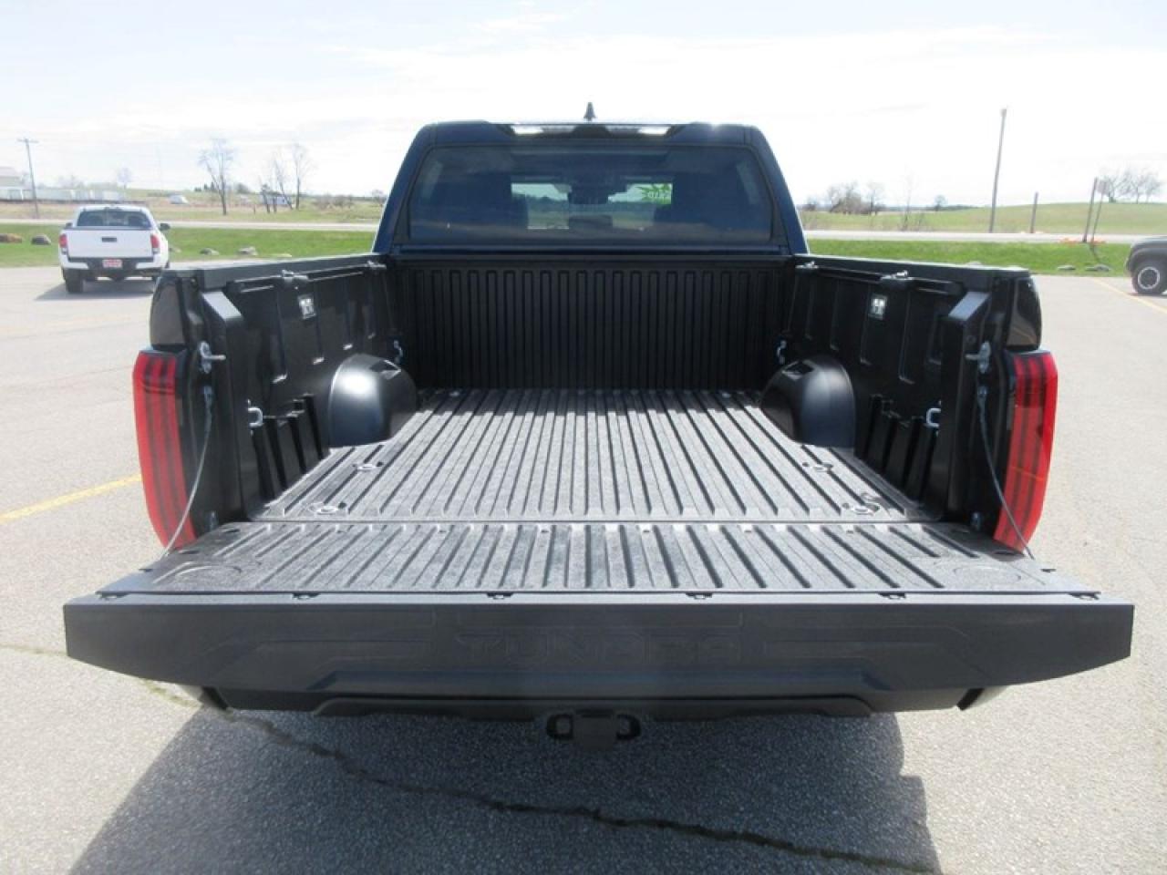 2024 Toyota Tundra Hybrid Limited Photo