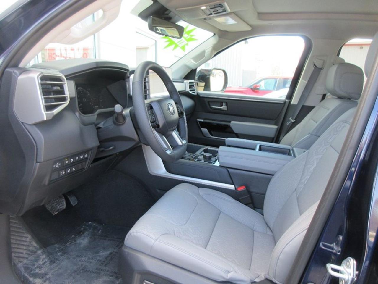 2024 Toyota Tundra Hybrid Limited Photo