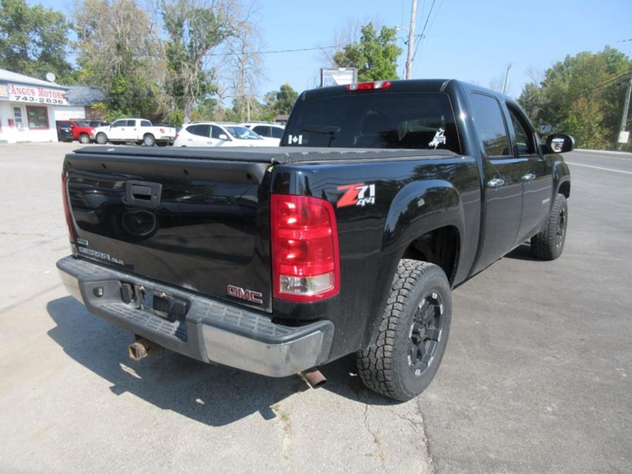 2010 GMC Sierra 1500 SLE Z71 Photo