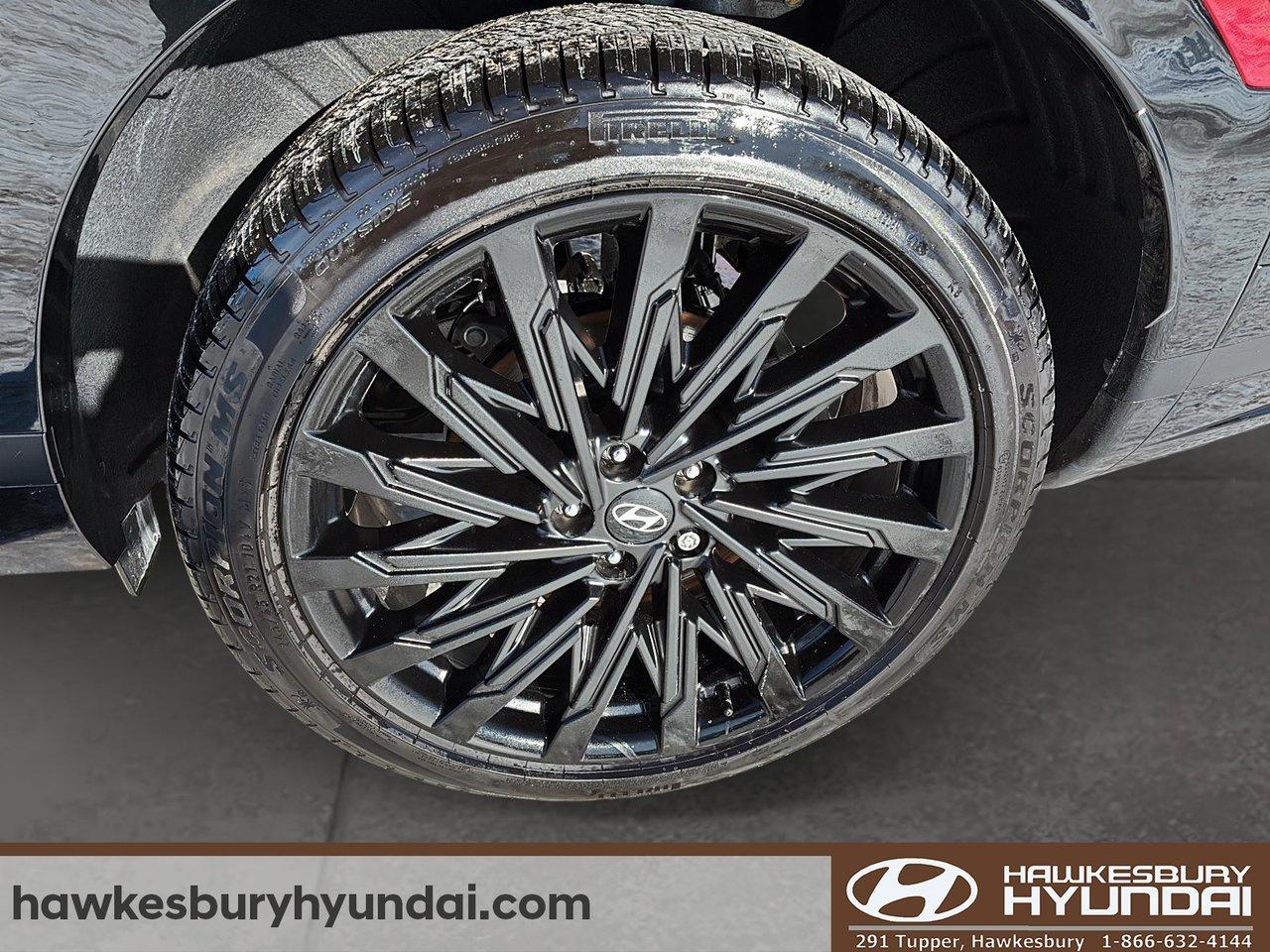 2025 Hyundai Santa Fe Ultimate Calligraphy Photo