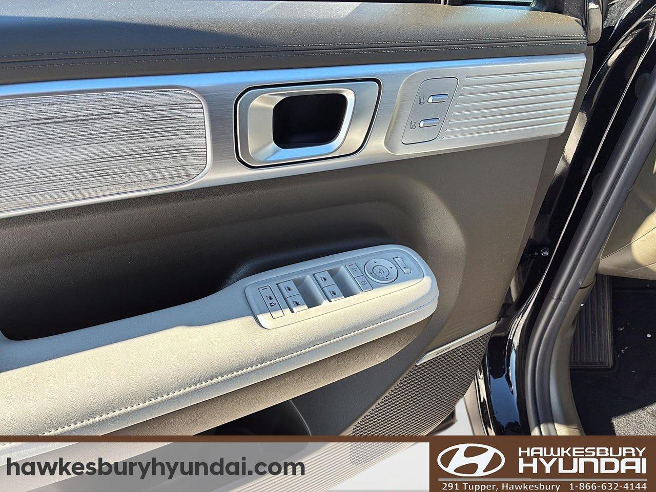 2025 Hyundai Santa Fe Ultimate Calligraphy Photo