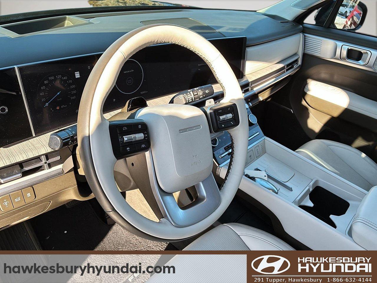 2025 Hyundai Santa Fe Ultimate Calligraphy Photo