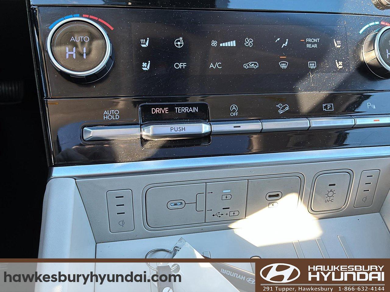 2025 Hyundai Santa Fe Ultimate Calligraphy Photo
