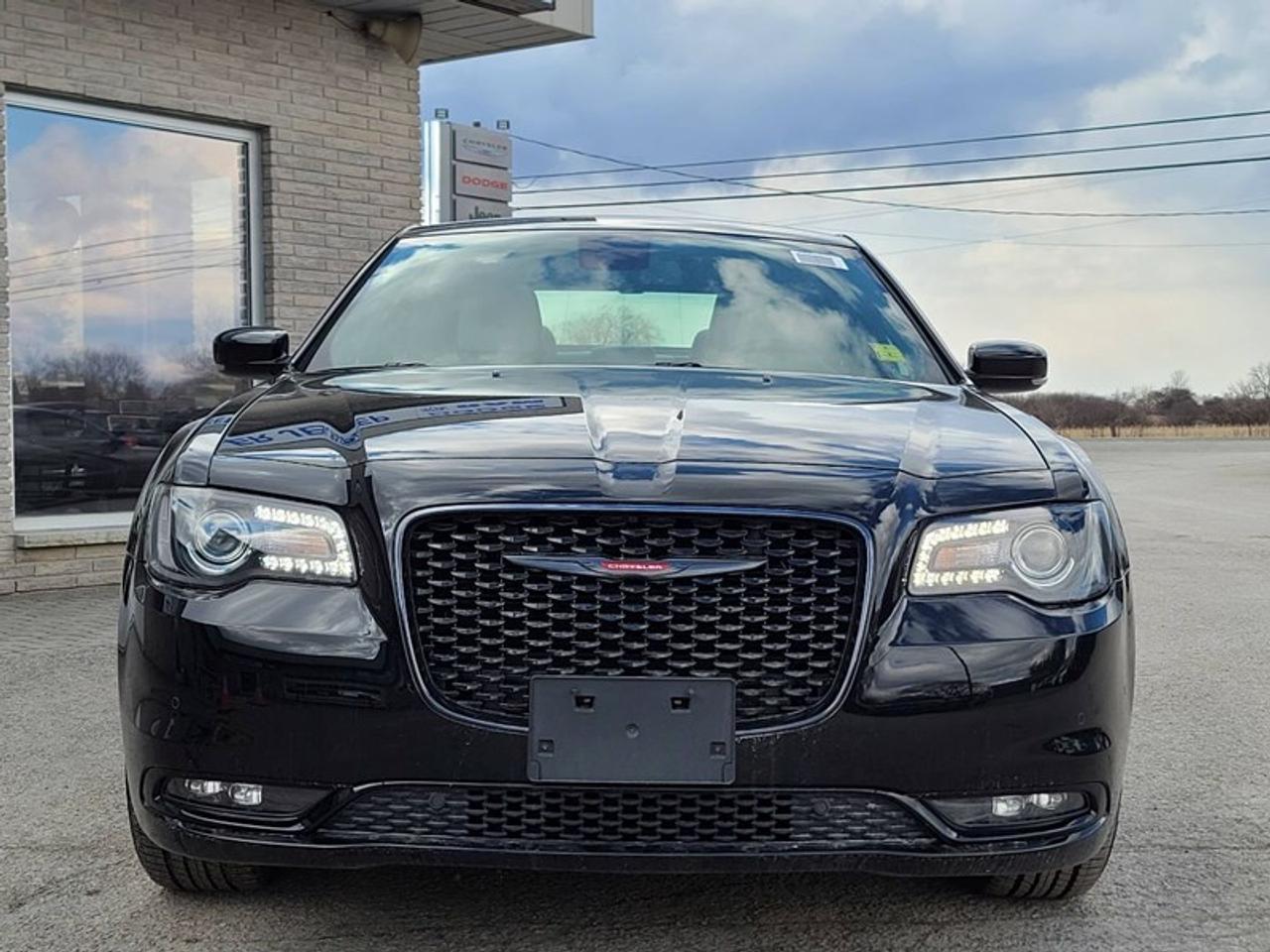 2021 Chrysler 300 S  Photo