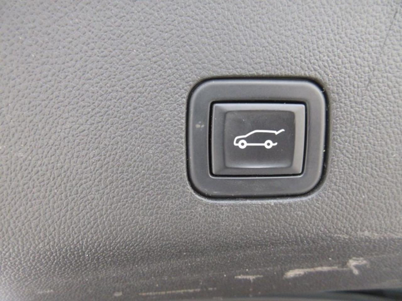 2021 Chevrolet Tahoe HIGH COUNTRY Photo