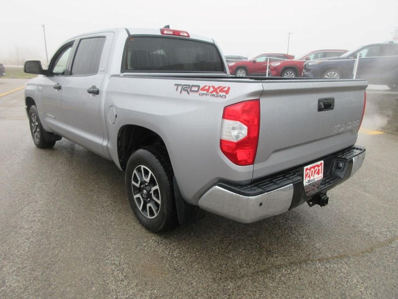 2021 Toyota Tundra SR5 5.7L V8 CREWMAX Photo2
