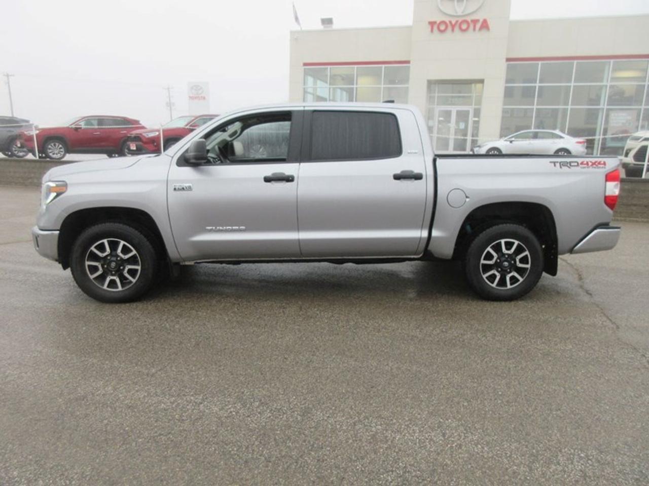 2021 Toyota Tundra SR5 5.7L V8 CREWMAX Photo1