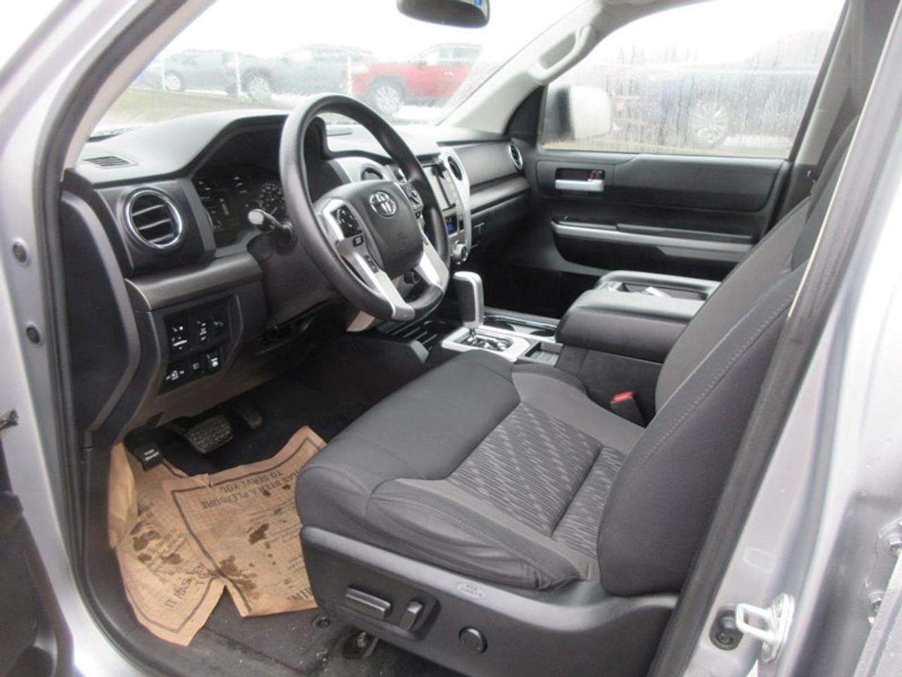 2021 Toyota Tundra SR5 5.7L V8 CREWMAX Photo