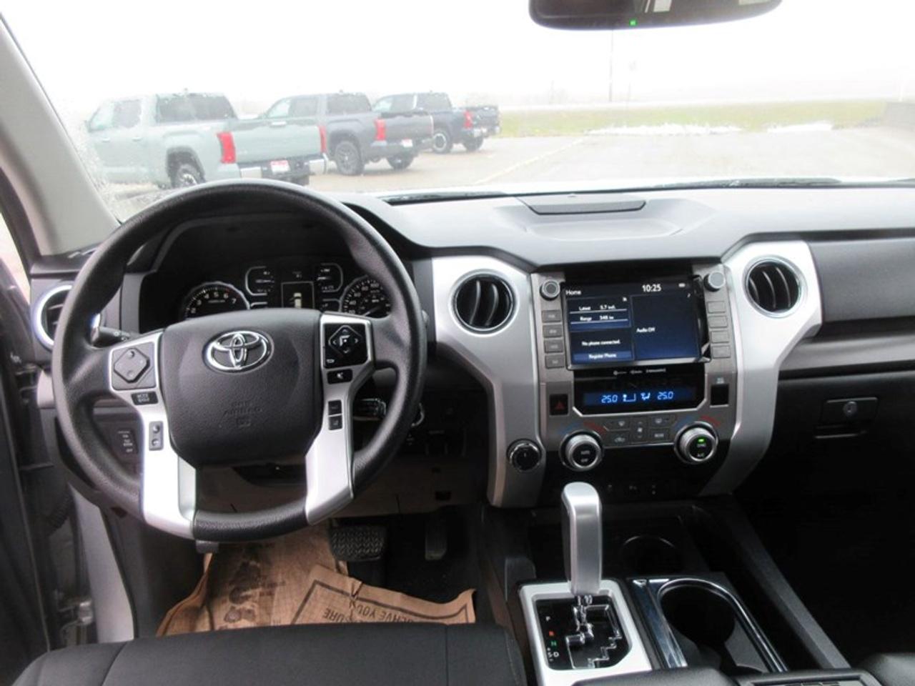 2021 Toyota Tundra SR5 5.7L V8 CREWMAX Photo