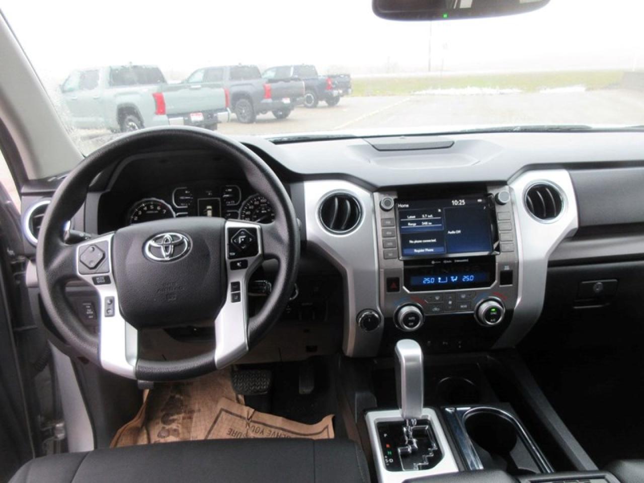 2021 Toyota Tundra SR5 5.7L V8 CREWMAX Photo