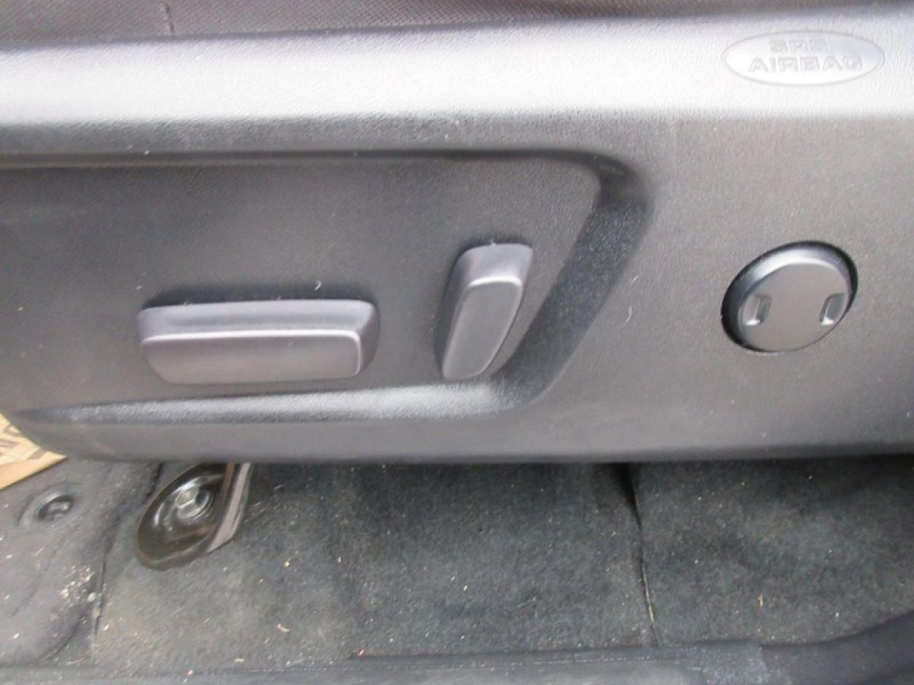 2021 Toyota Tundra SR5 5.7L V8 CREWMAX Photo