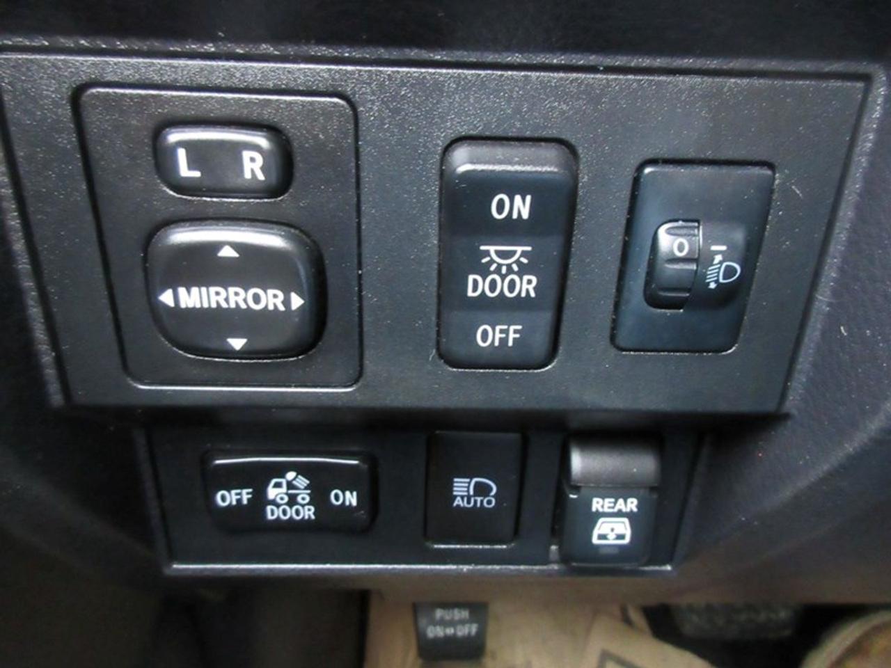 2021 Toyota Tundra SR5 5.7L V8 CREWMAX Photo