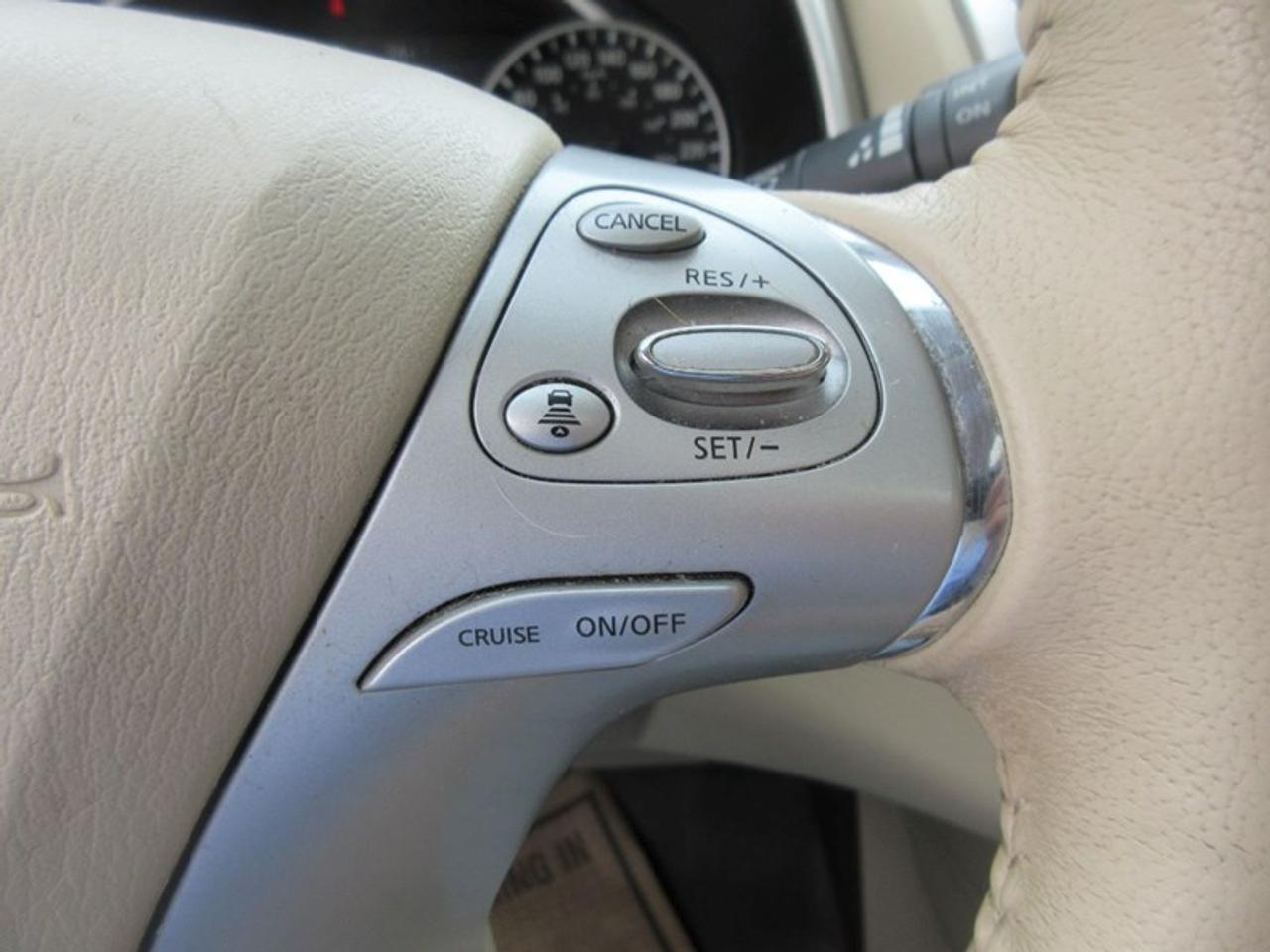 2017 Nissan Murano Platinum AWD Photo