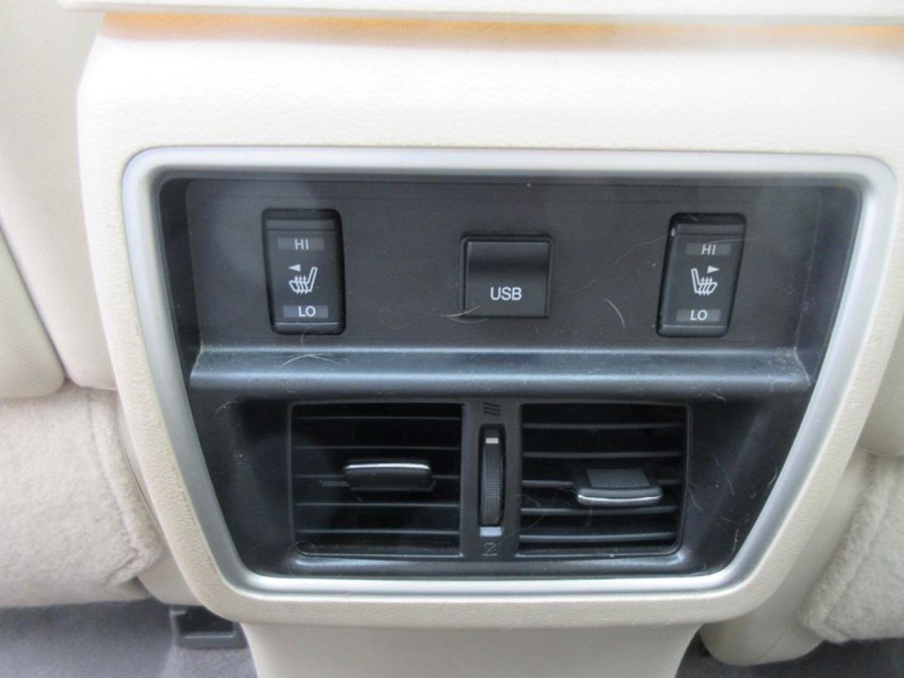 2017 Nissan Murano Platinum AWD Photo