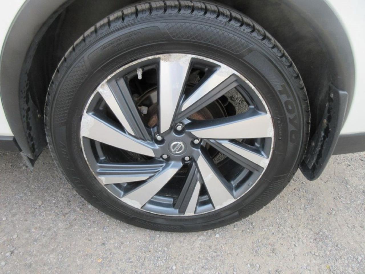 2017 Nissan Murano Platinum AWD Photo